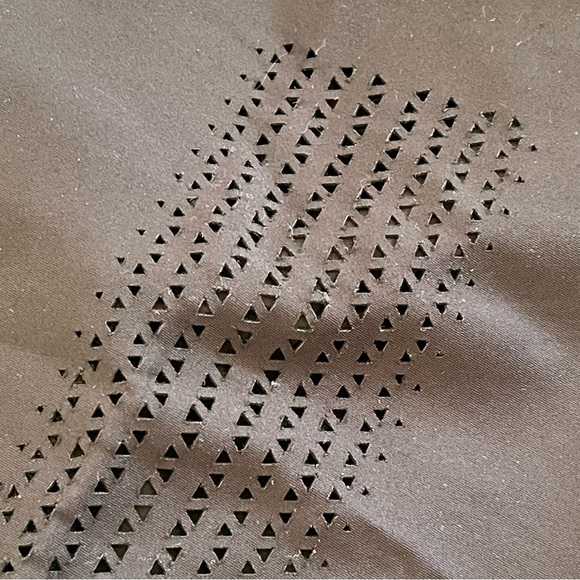 Ultracor Black Lux Compression Leggings Laser Cut Perforated Triangle Size Small - Picture 10 of 11